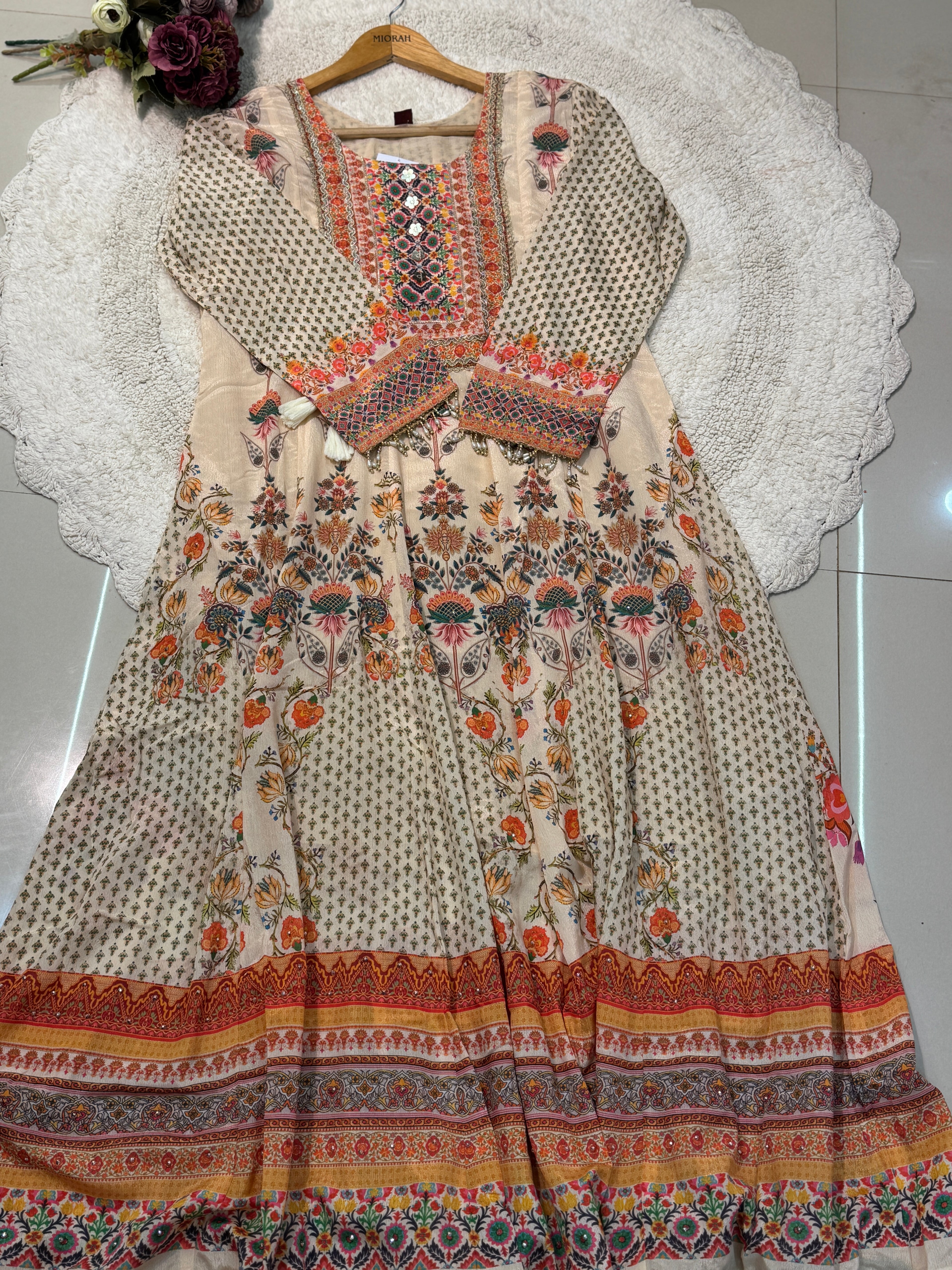 MZ264-Chinnon handworked suit
