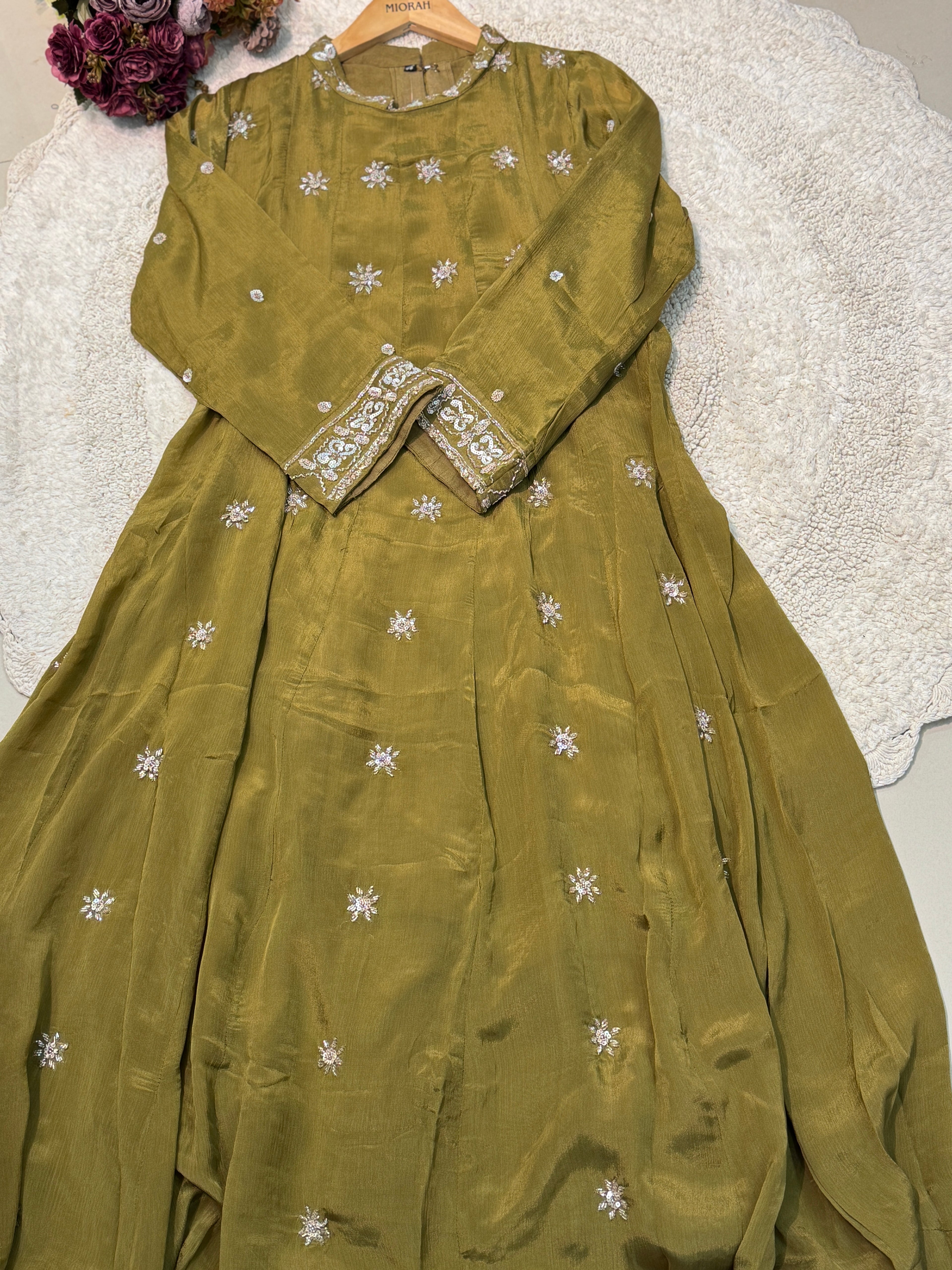 MZ622- Designer chinnon suit