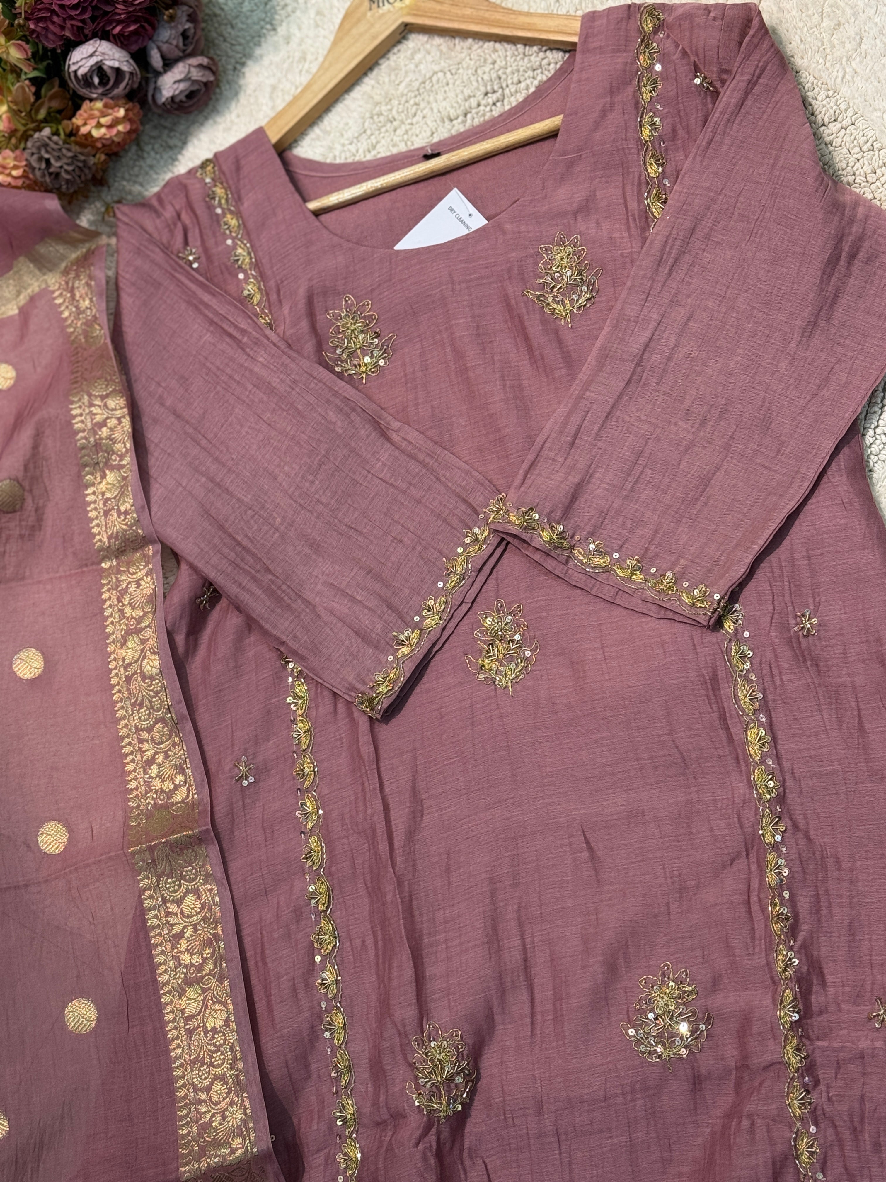 MZ276-Designer Mulchanderi suit