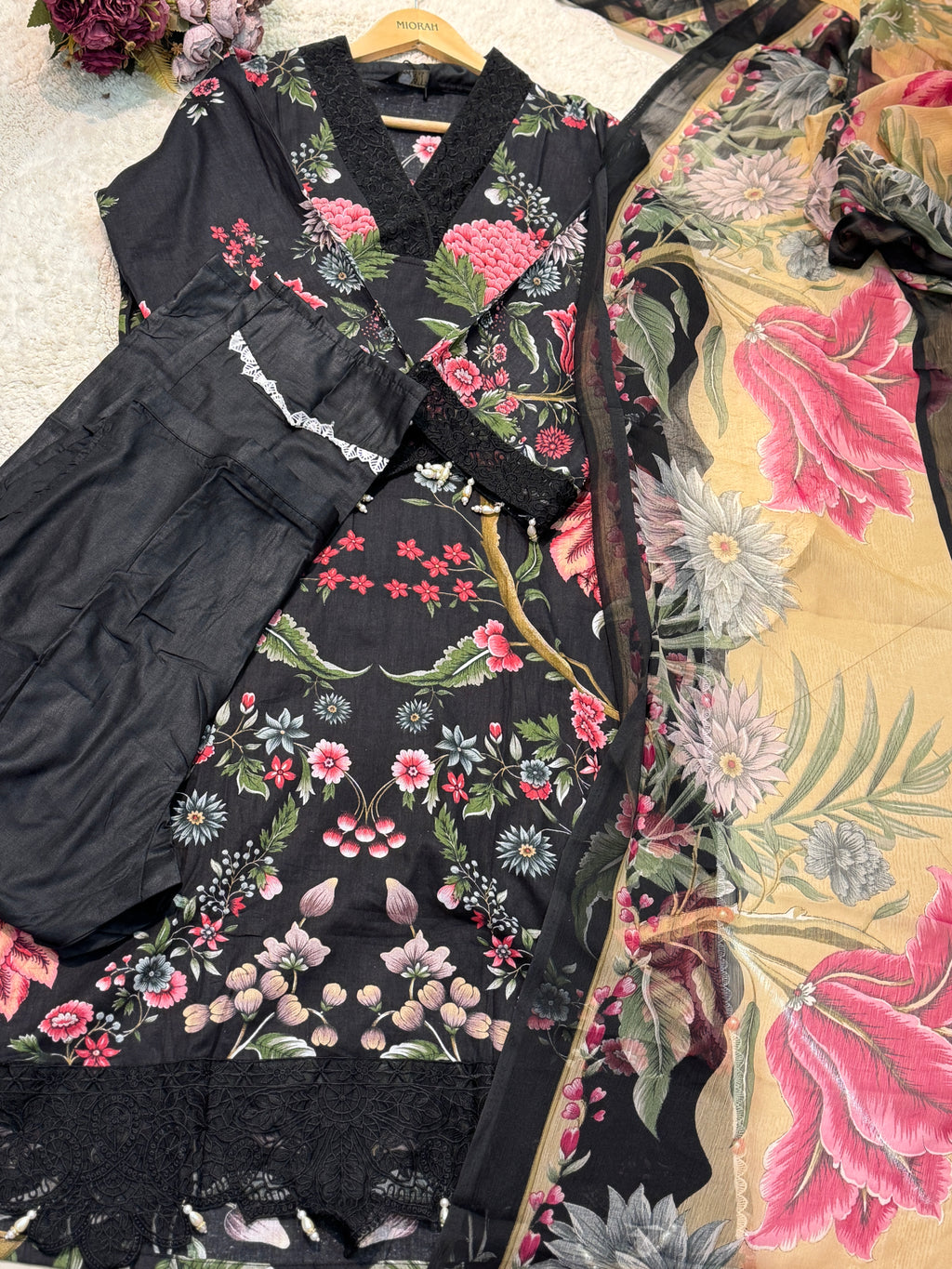 MZ250-premium pakistan suits
