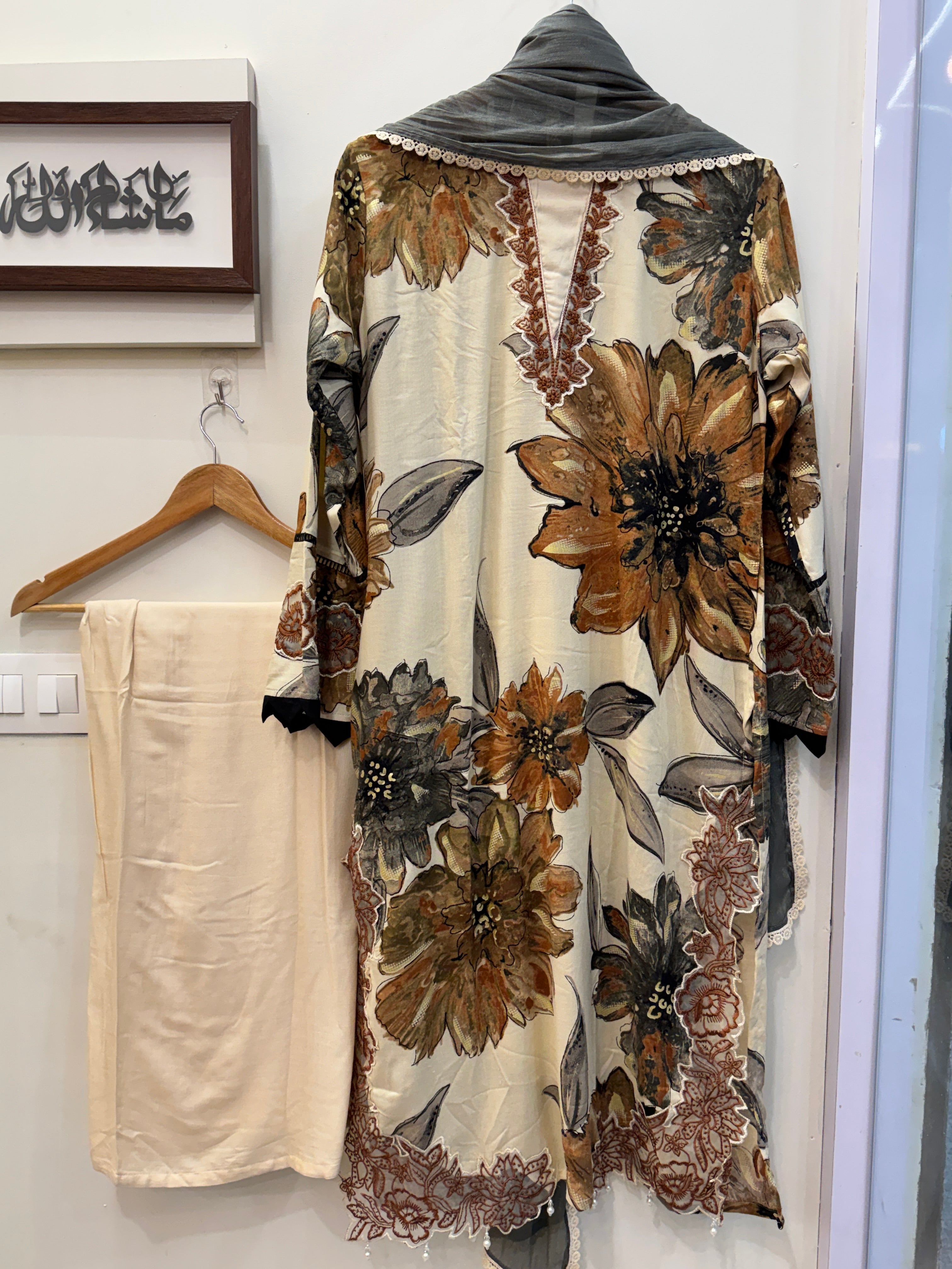 MZ275-Imported pakistan suit