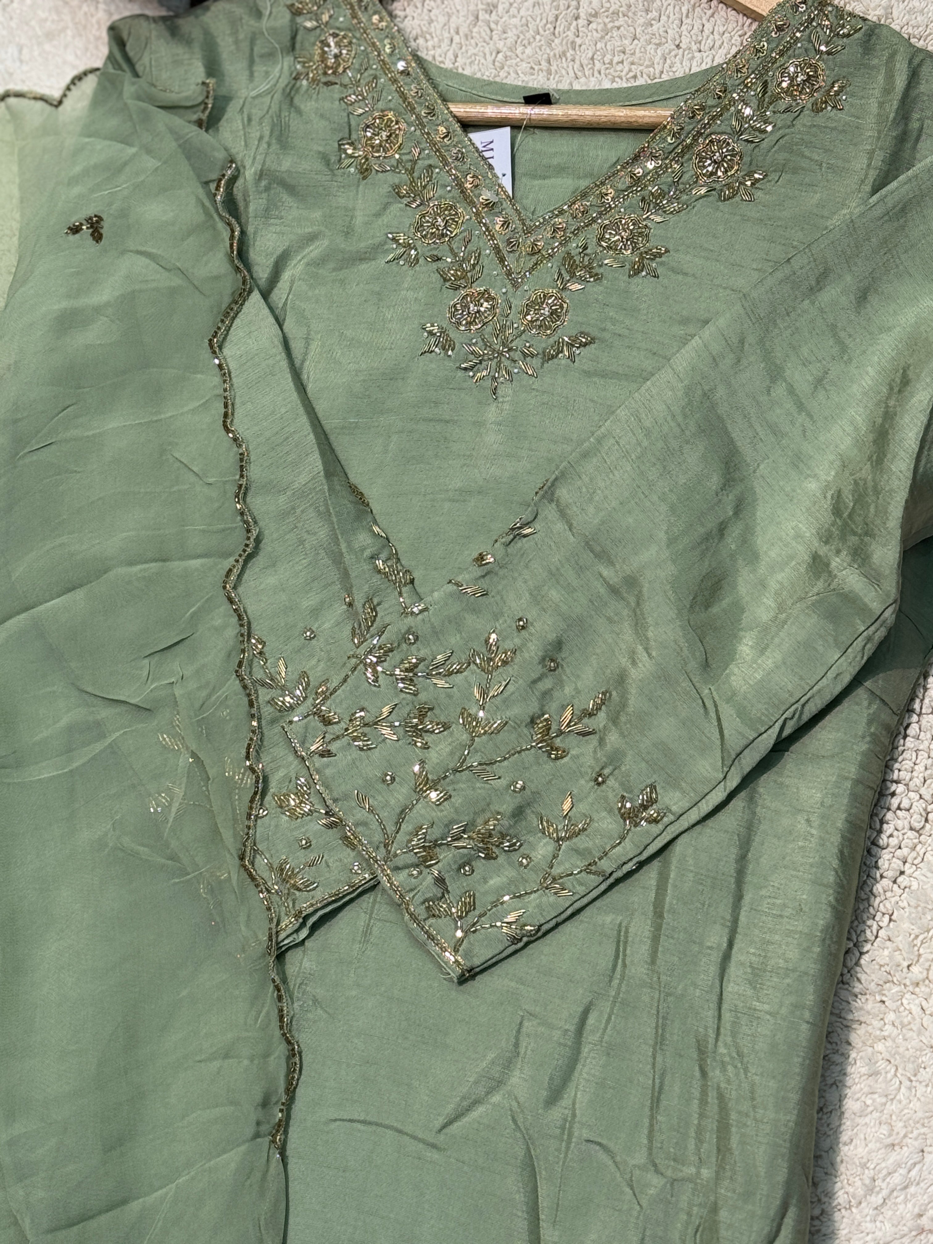 MZ271-Designer dols silk suit
