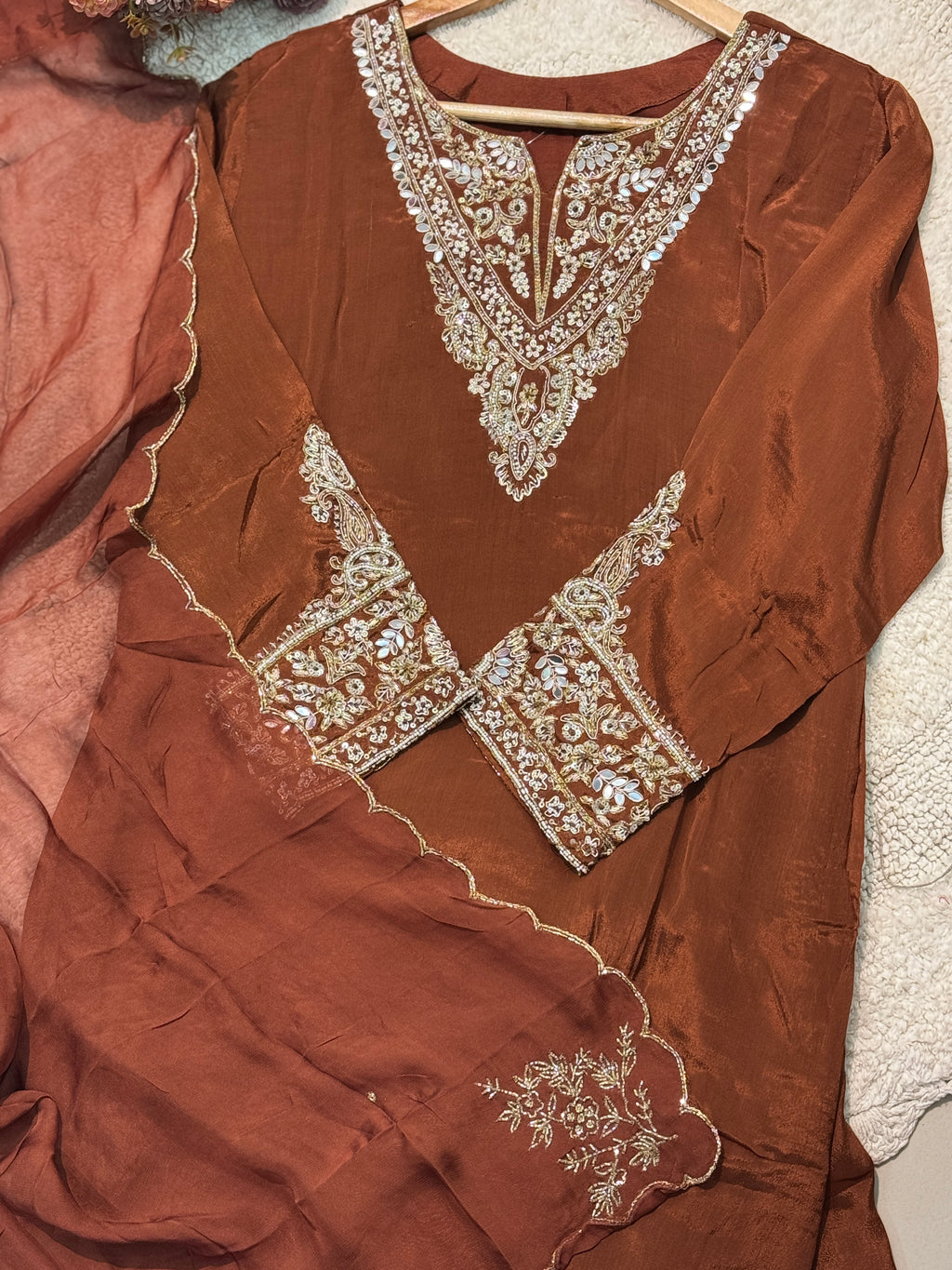 MZ268-Designer chinnon suit