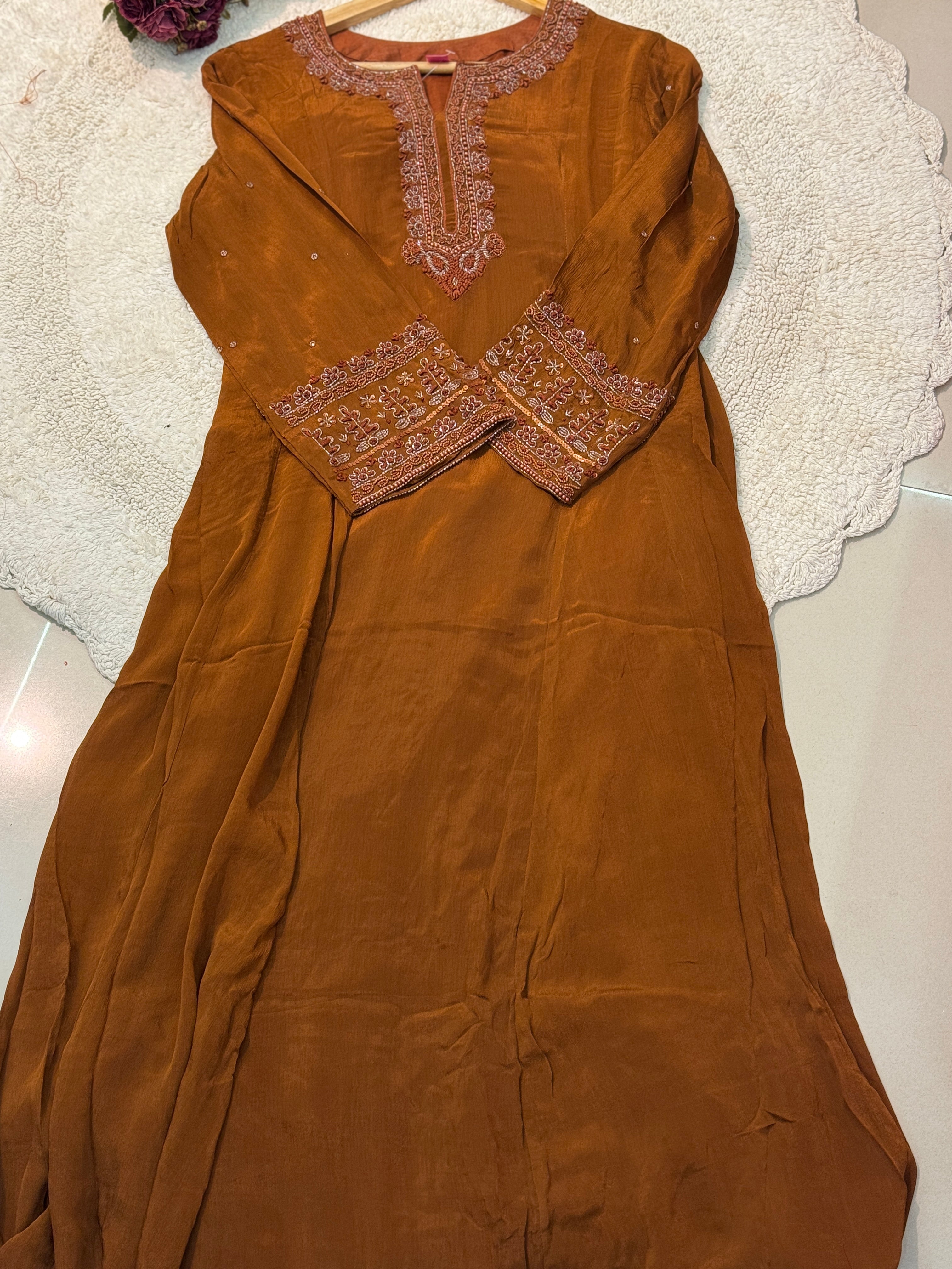 MZ2635-Designer chinnon suit