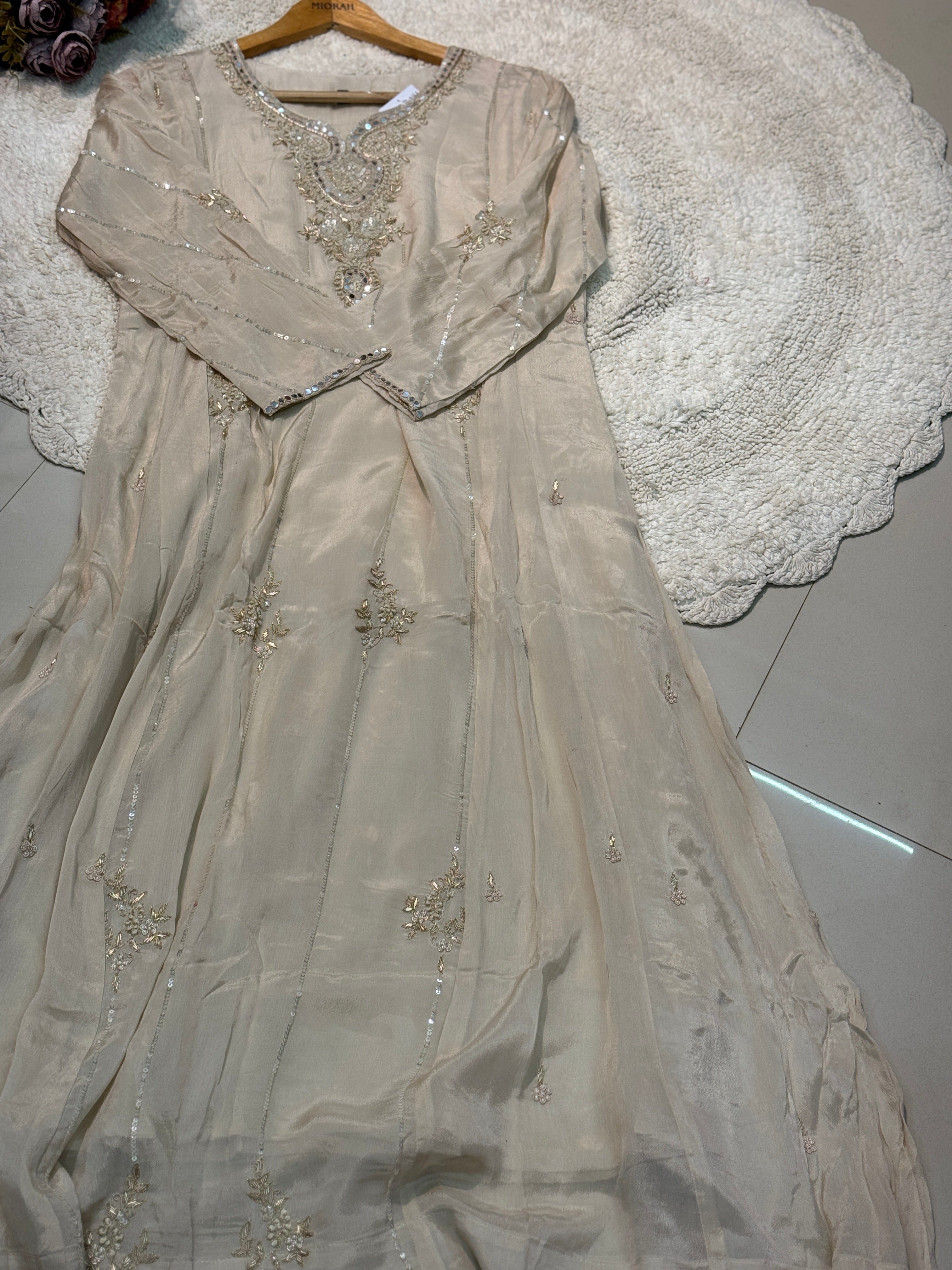 MZ2497-Designer chinnon suit