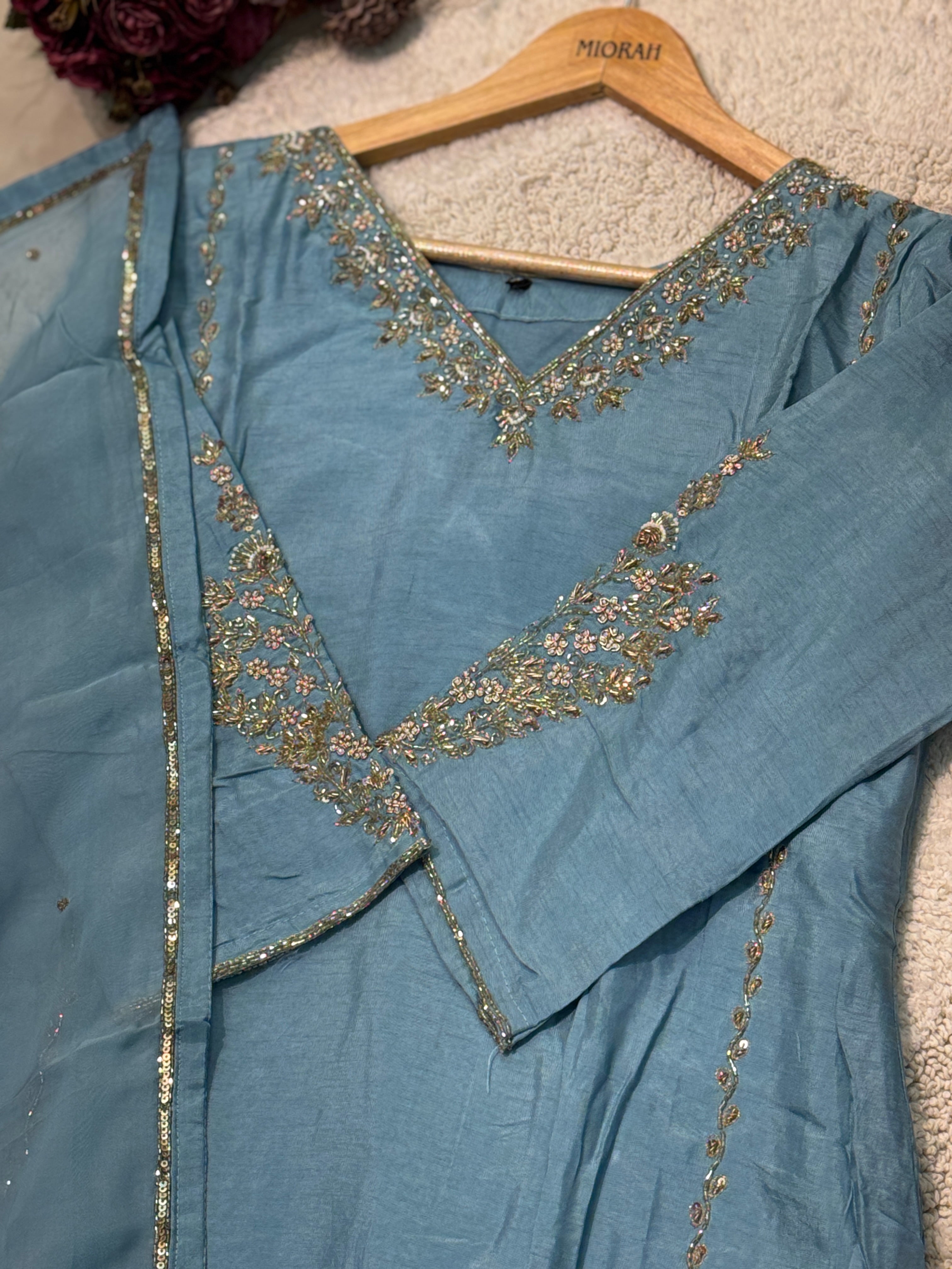 MZ270-Designer silk suit