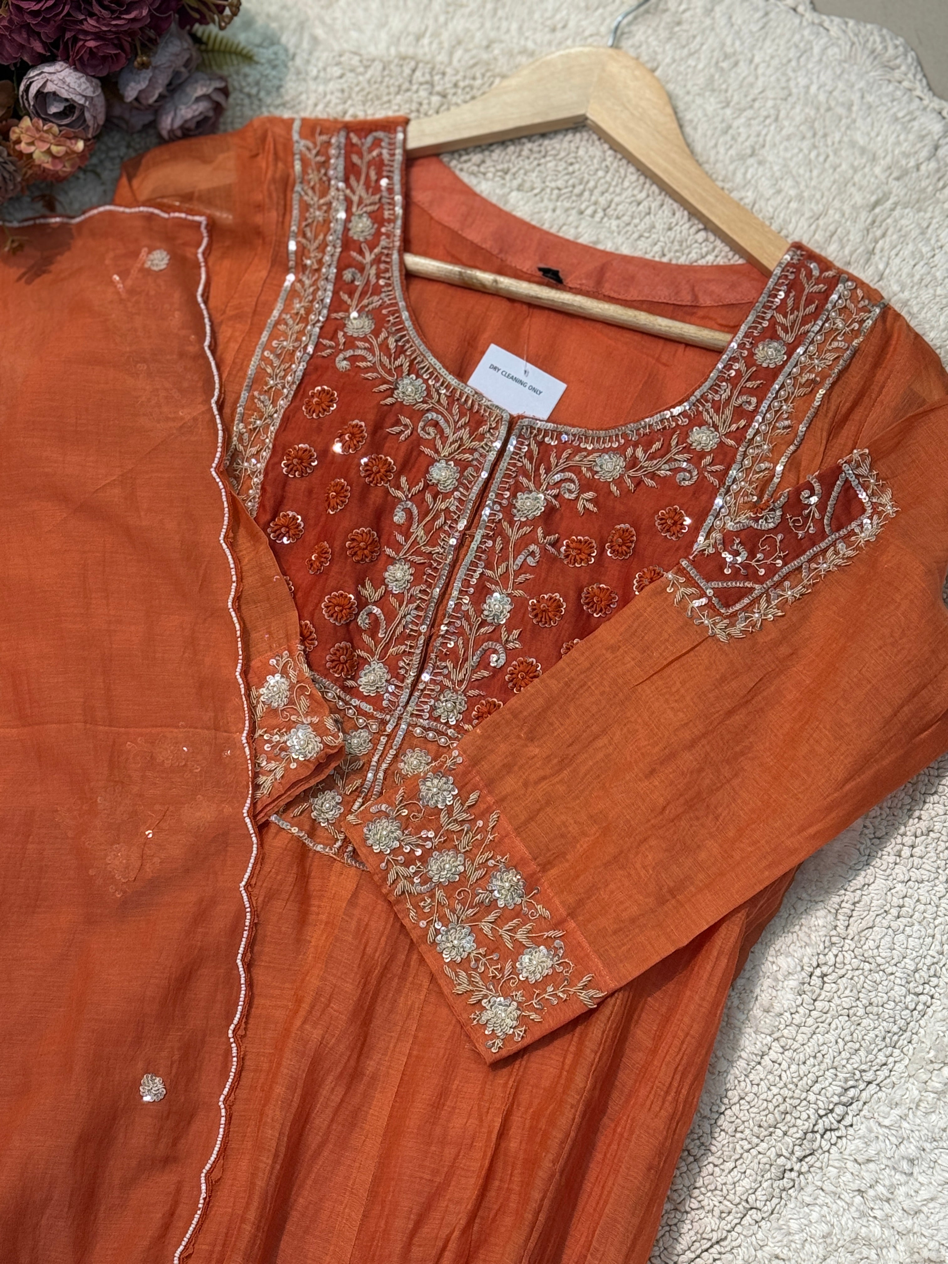 MZ267-Designer Mulchanderi suit