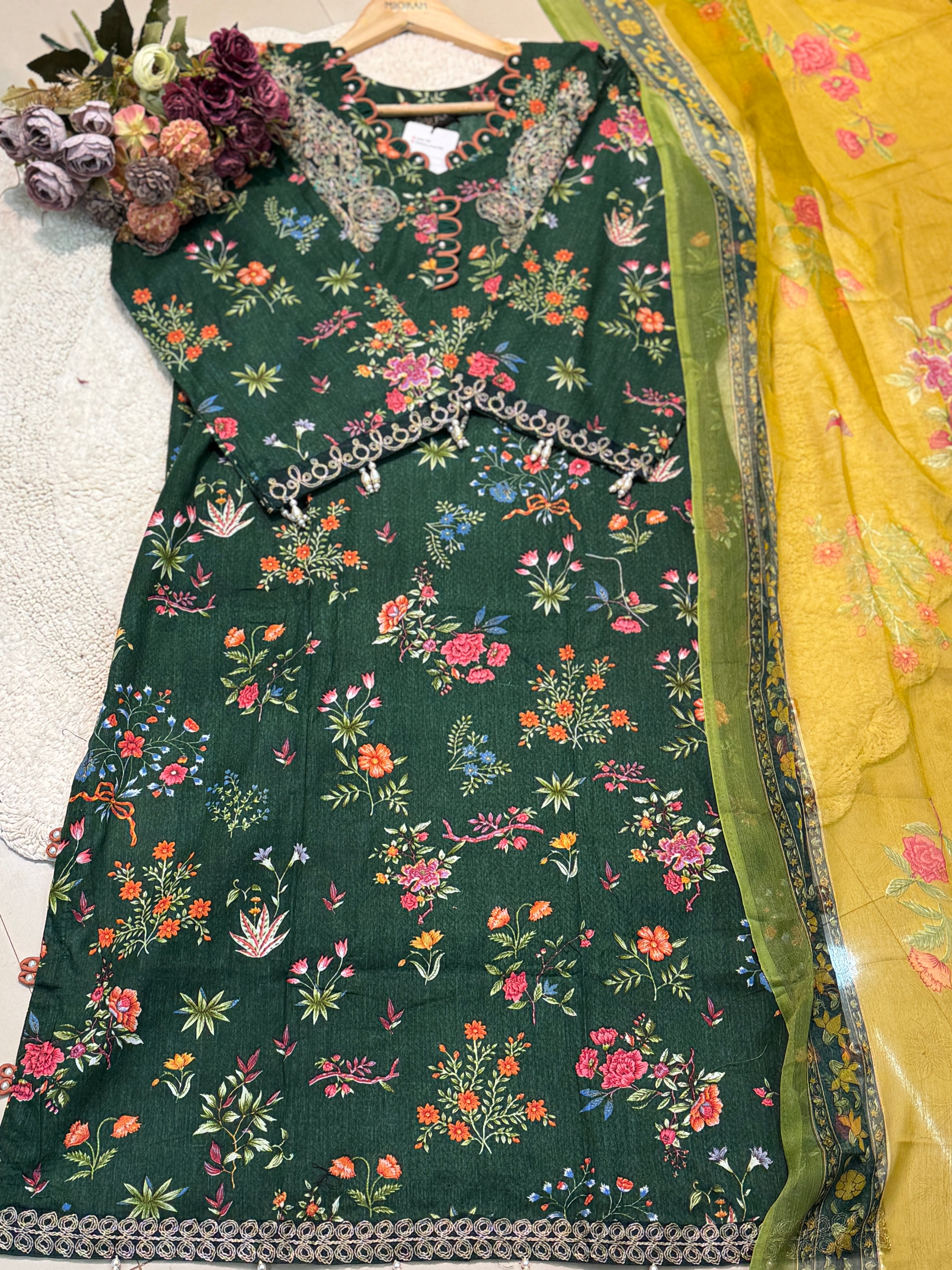 MZ250-premium pakistan suits