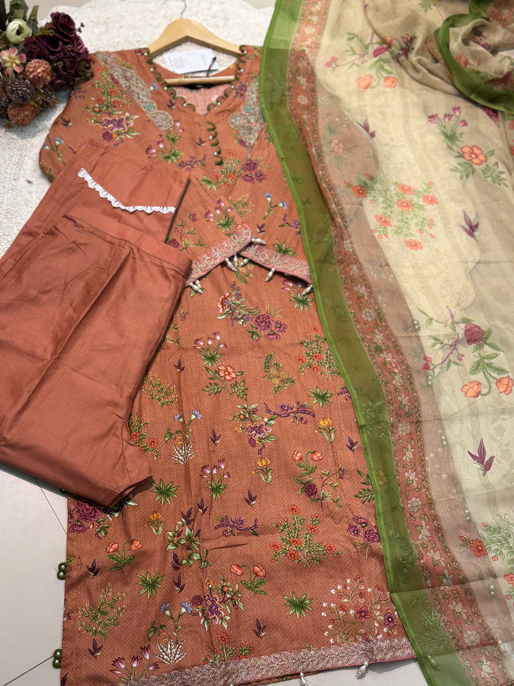 MZ250-premium pakistan suits