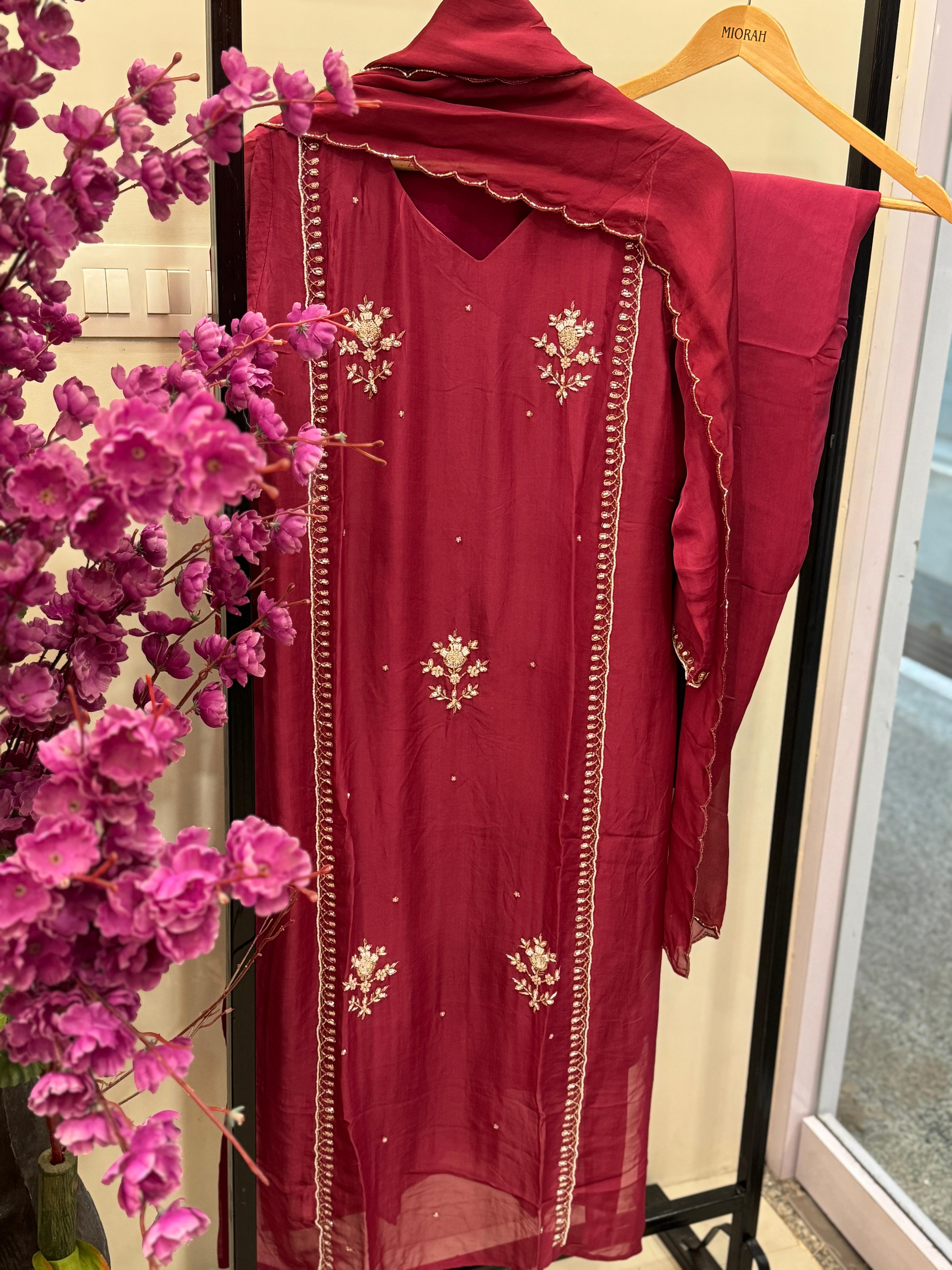 #MZ01-Chinnon cherry red sets