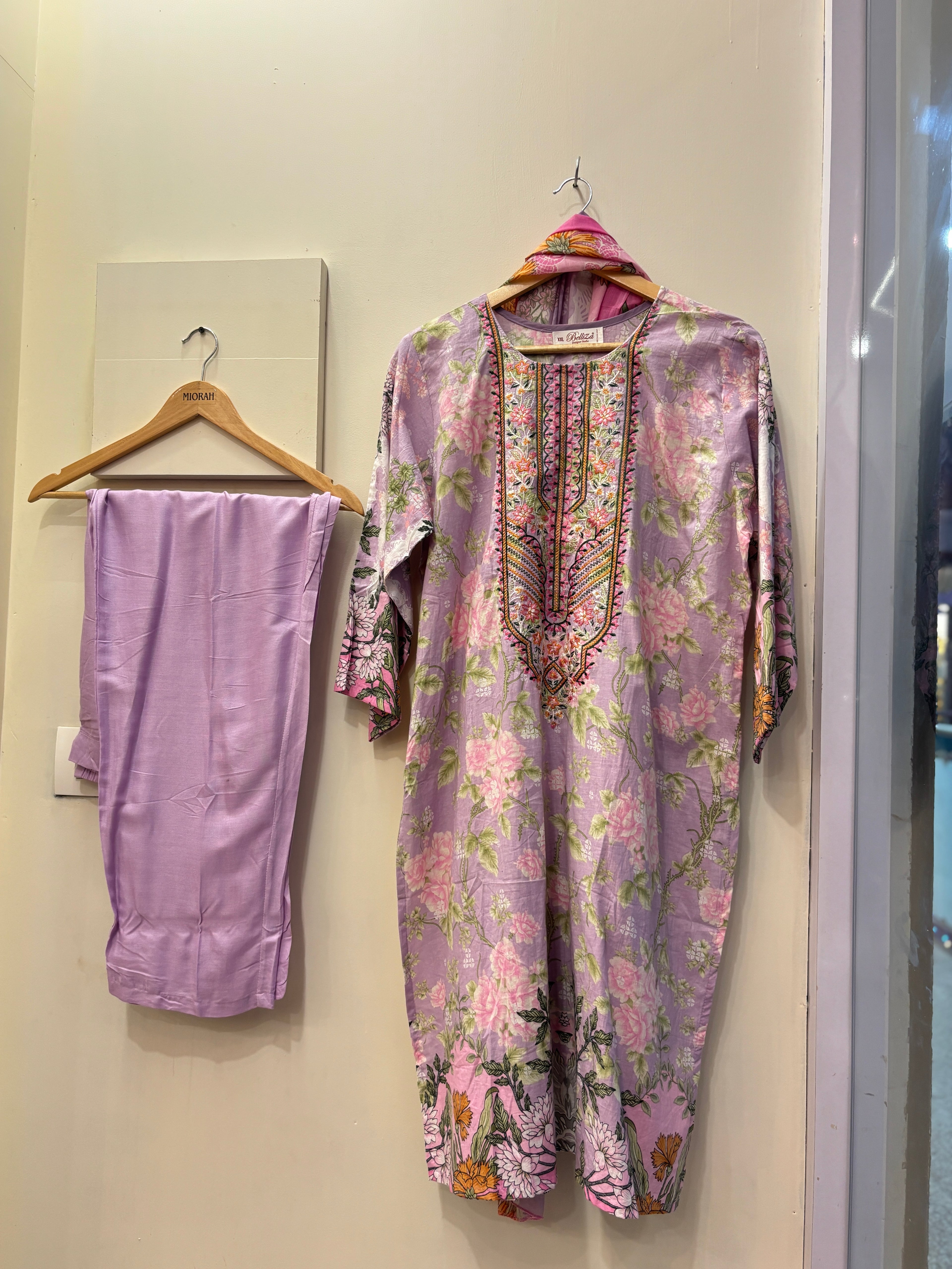 Pakistan suits