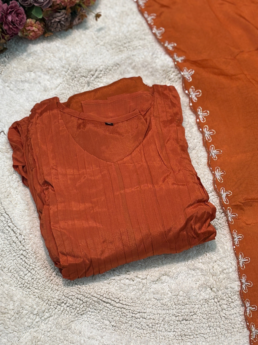 MZ2522-Chinnon handwork suit