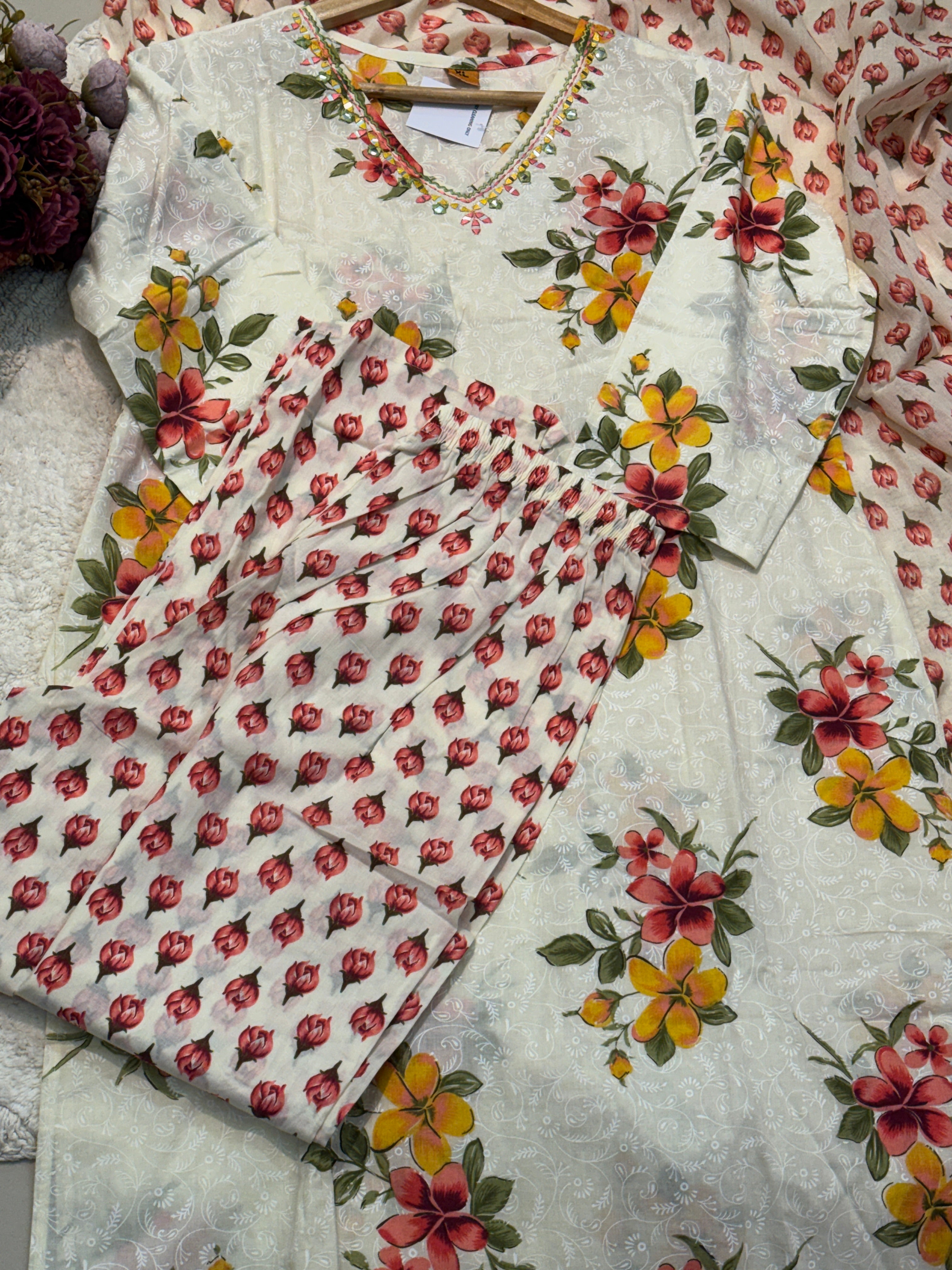 Cotton side cut kurta with pant and dupatta